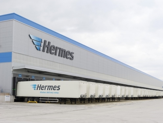 Hermes opens the UKs largest parcel hub in Rugby Hermes opens the UKs largest parcel hub in Rugby