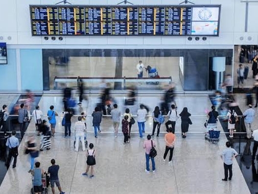 Hong Kong Airport resumes operations after brief closure