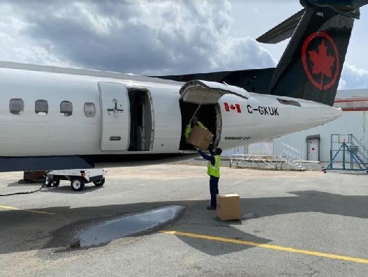 Jazz, Air Canada Cargo to be first to operate Dash 8-400 as cargo-only flights Jazz, Air Canada Cargo to be first to operate Dash 8-400 as cargo-only flights