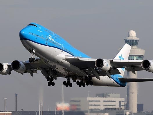 KLM and Philips set up Amsterdam, China air bridge