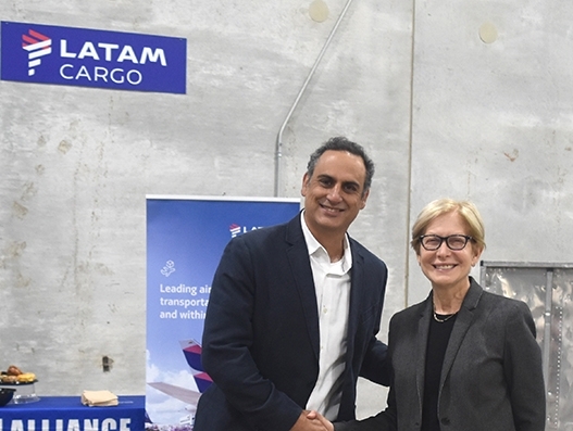LATAM Cargo makes its first flight into and out of Chicago LATAM Cargo makes its first flight into and out of Chicago