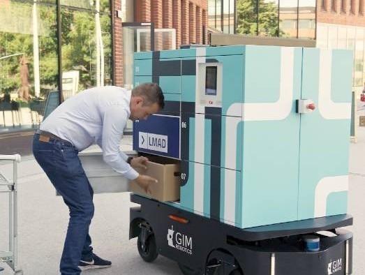 LMAD operates last-mile autonomous delivery robot at Aalto Campus, Finland LMAD operates last-mile autonomous delivery robot at Aalto Campus, Finland