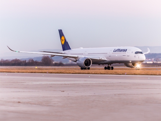 Lufthansa and Fraport discuss growth and short-term cost reductions