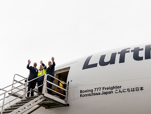 Lufthansa Cargo takes delivery of sixth B777 freighter Lufthansa Cargo takes delivery of sixth B777 freighter