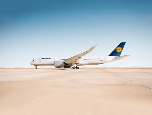 Lufthansa’s first flight from Munich to Delhi takes off