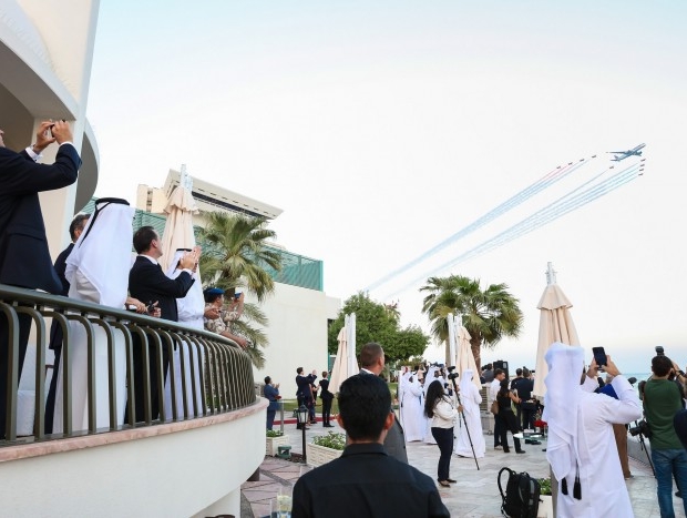 Qatar Airways celebrates 20th anniversary with Red Arrows aerobatics