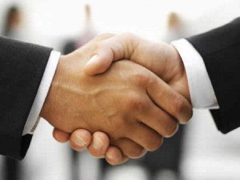 APICS and ASLOG form strategic alliance APICS and ASLOG form strategic alliance