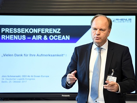 Rhenus pools air and sea freight traffic at two new European gateways Rhenus pools air and sea freight traffic at two new European gateways