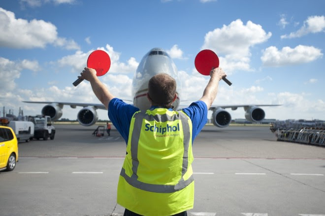Royal Schiphol Group takes full ownership of the Cargonaut platform Royal Schiphol Group takes full ownership of the Cargonaut platform