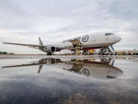 Singapore Changi Airport welcomes the arrival of Chinese express carrier SF Airlines