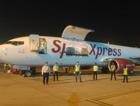 SpiceJet moves 17 tonnes of medical supplies from Kolkata to Cebu SpiceJet moves 17 tonnes of medical supplies from Kolkata to Cebu