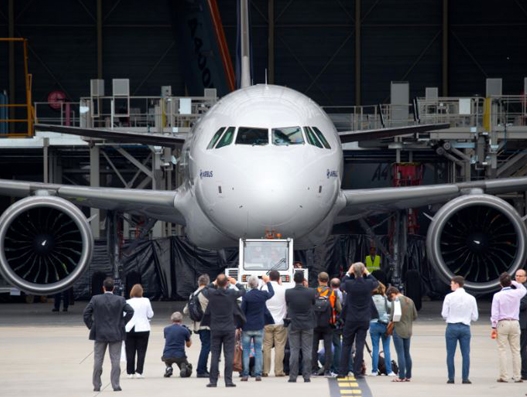 Srilankan Airlines takes delivery of its first A320neo