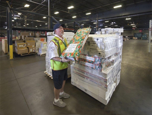 Flowers keep American Airlines Cargo busy this Valentine’s Day season