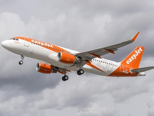 WFS gains five-year easyJet ground handling contract in Edinburgh