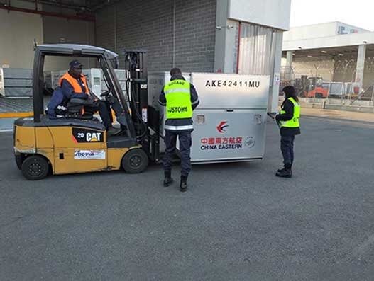 WFS’ Milan team handles critical medical supplies for hospitals in Italy